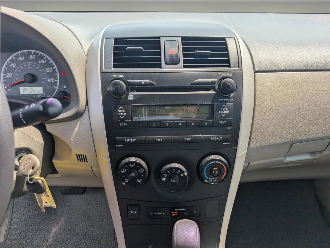 2009 Toyota Corolla - 1NXBU40E89Z044572 - Image #15