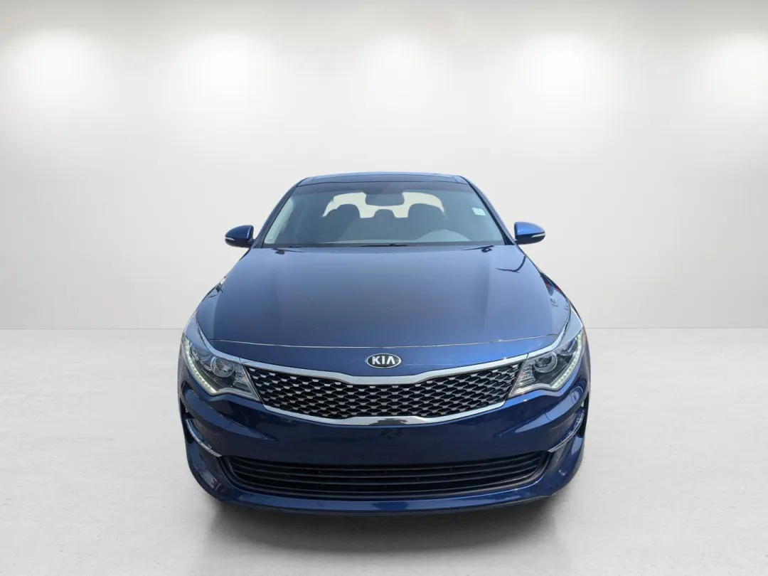 2016 Kia Optima - 5XXGU4L37GG072015 - Image #3